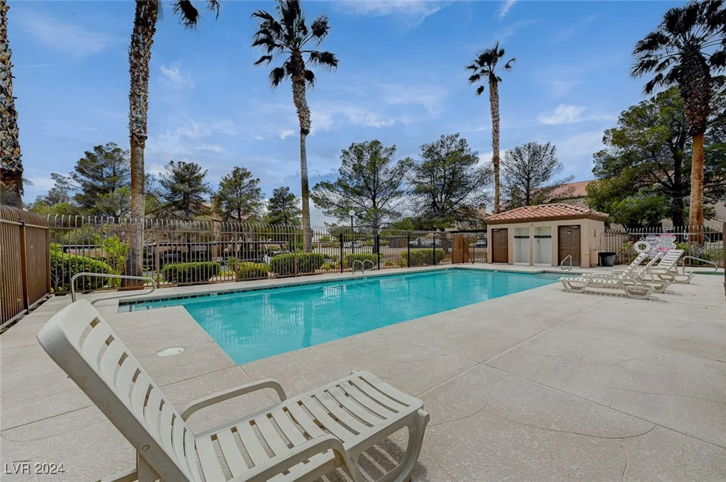 9070 Spring Mountain, Las Vegas, NV 89117