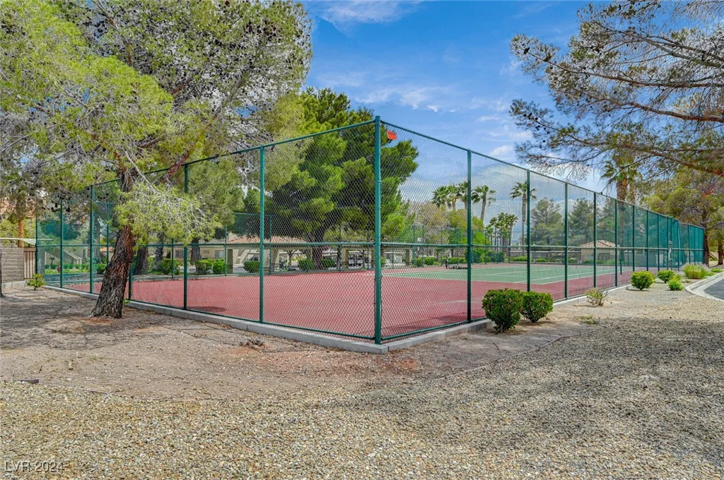 9070 Spring Mountain, Las Vegas, NV 89117