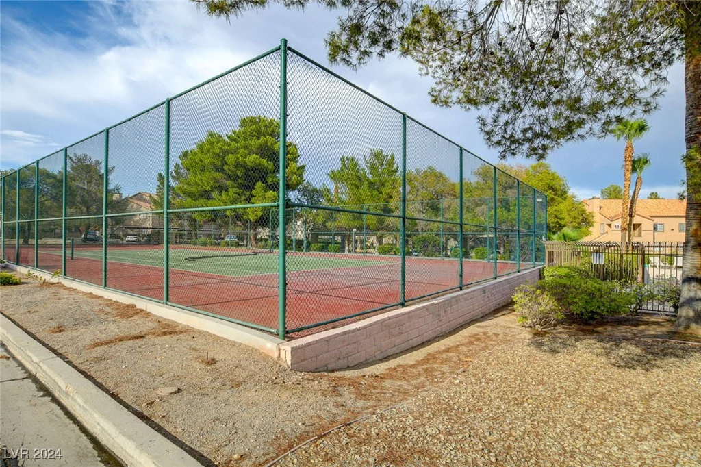 9070 Spring Mountain, Las Vegas, NV 89117