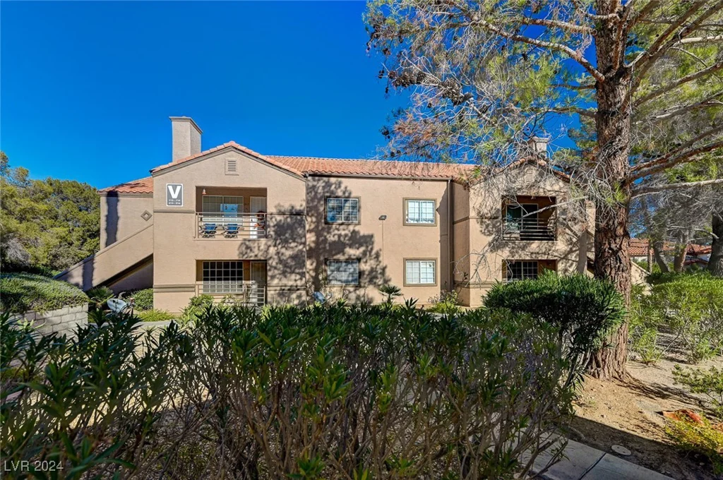9070 Spring Mountain, Las Vegas, NV 89117