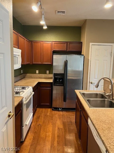6309 Desert Leaf, North Las Vegas, NV 89081