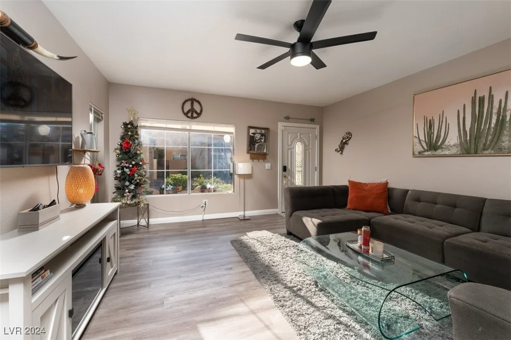 3368 Epson, Las Vegas, NV 89129