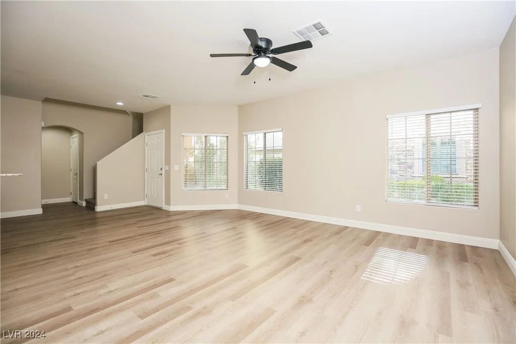 9500 Alma Ridge, Las Vegas, NV 89178