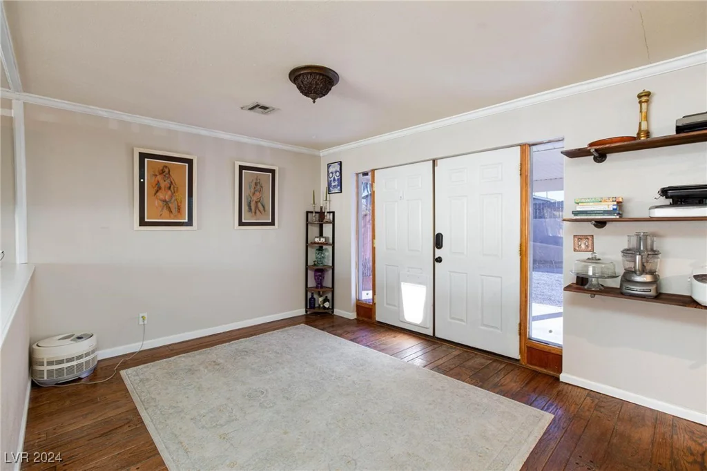 2008 Franklin, Las Vegas, NV 89104