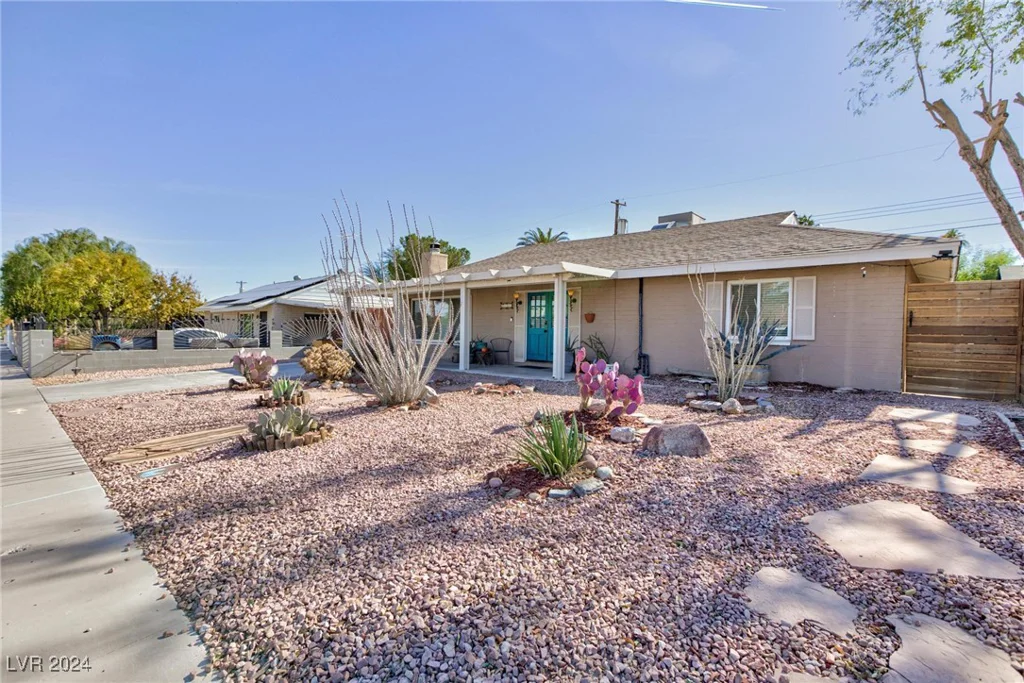 2008 Franklin, Las Vegas, NV 89104