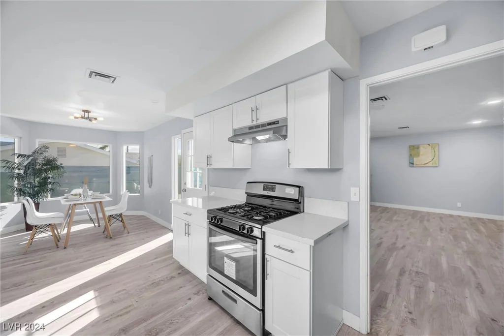 2106 Spencer, Las Vegas, NV 89104