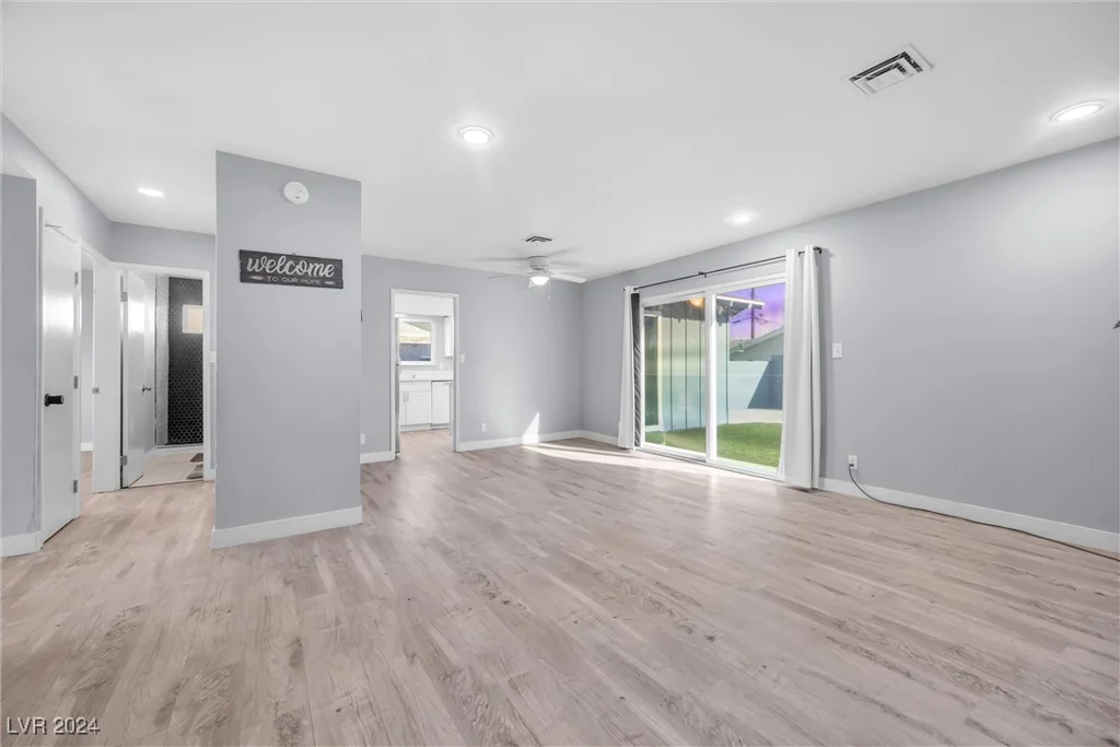 2106 Spencer, Las Vegas, NV 89104