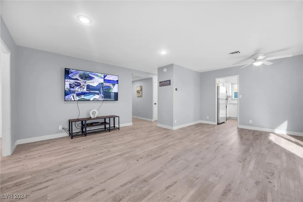 2106 Spencer, Las Vegas, NV 89104