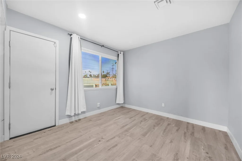 2106 Spencer, Las Vegas, NV 89104