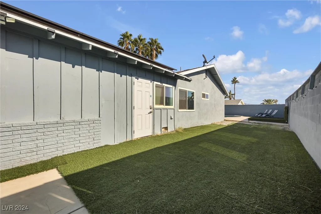 2106 Spencer, Las Vegas, NV 89104