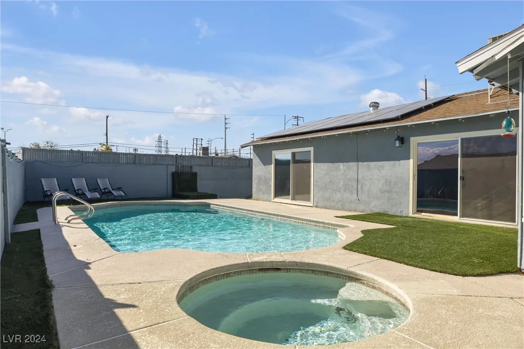 2106 Spencer, Las Vegas, NV 89104