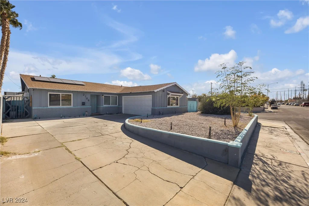 2106 Spencer, Las Vegas, NV 89104