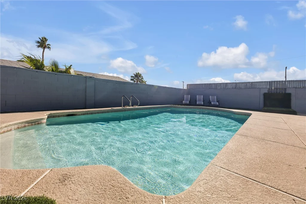 2106 Spencer, Las Vegas, NV 89104