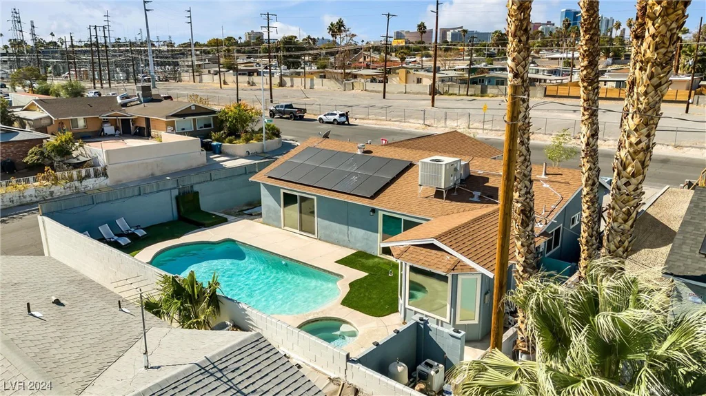 2106 Spencer, Las Vegas, NV 89104