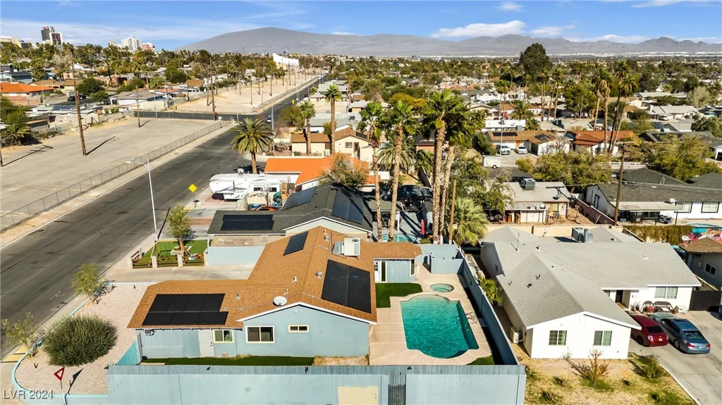 2106 Spencer, Las Vegas, NV 89104