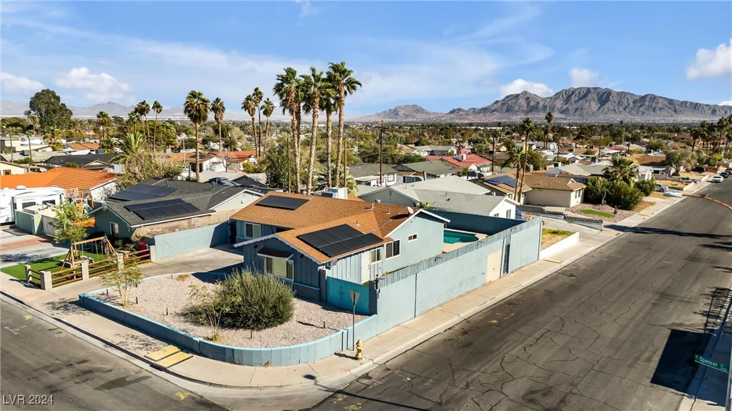 2106 Spencer, Las Vegas, NV 89104