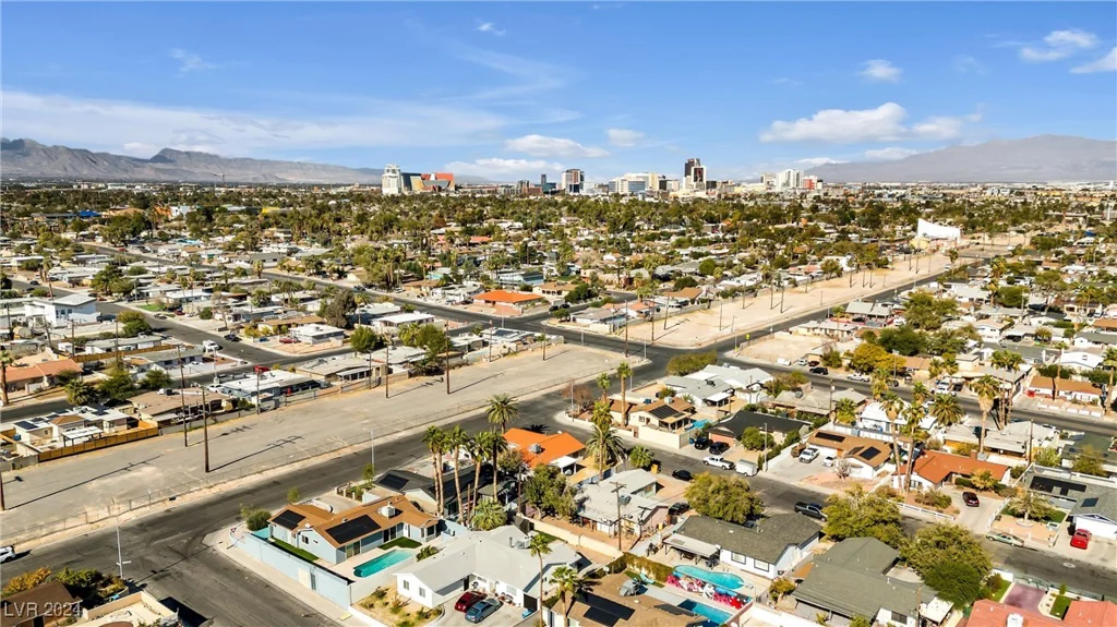 2106 Spencer, Las Vegas, NV 89104