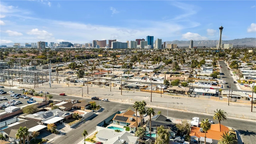 2106 Spencer, Las Vegas, NV 89104