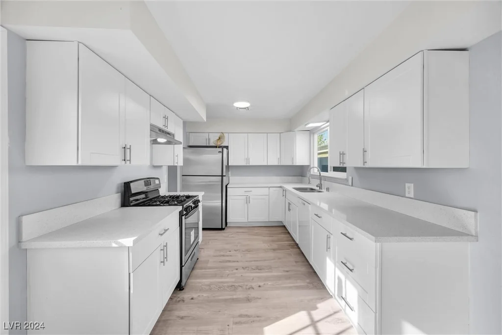 2106 Spencer, Las Vegas, NV 89104