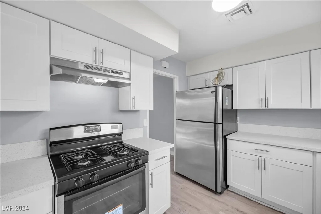 2106 Spencer, Las Vegas, NV 89104