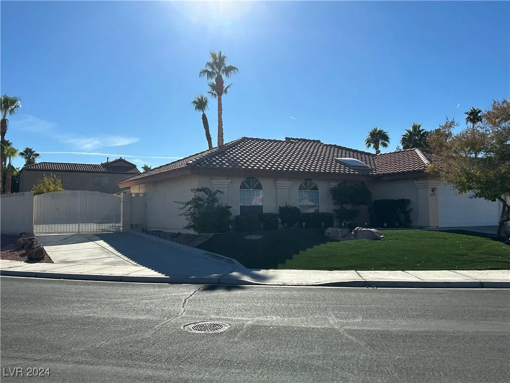 2600 Gray Fox, Henderson, NV 89074