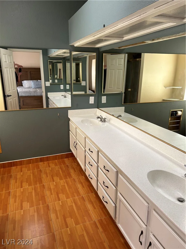 2600 Gray Fox, Henderson, NV 89074