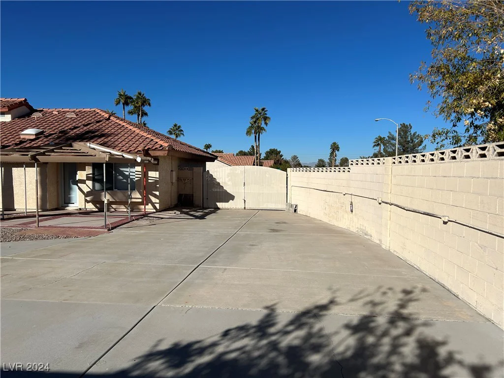 2600 Gray Fox, Henderson, NV 89074