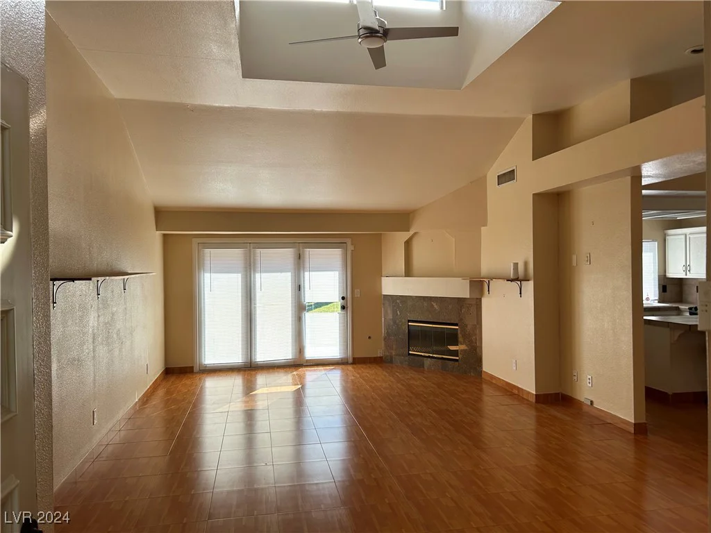 2600 Gray Fox, Henderson, NV 89074