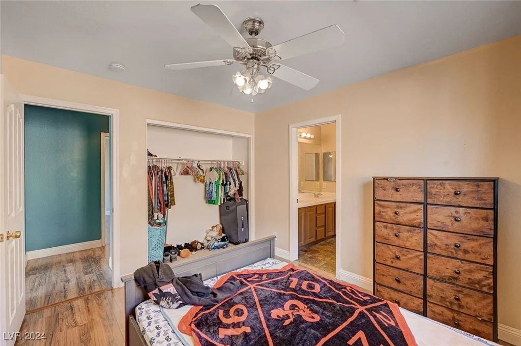 9481 Chateau St Jean, Las Vegas, NV 89123
