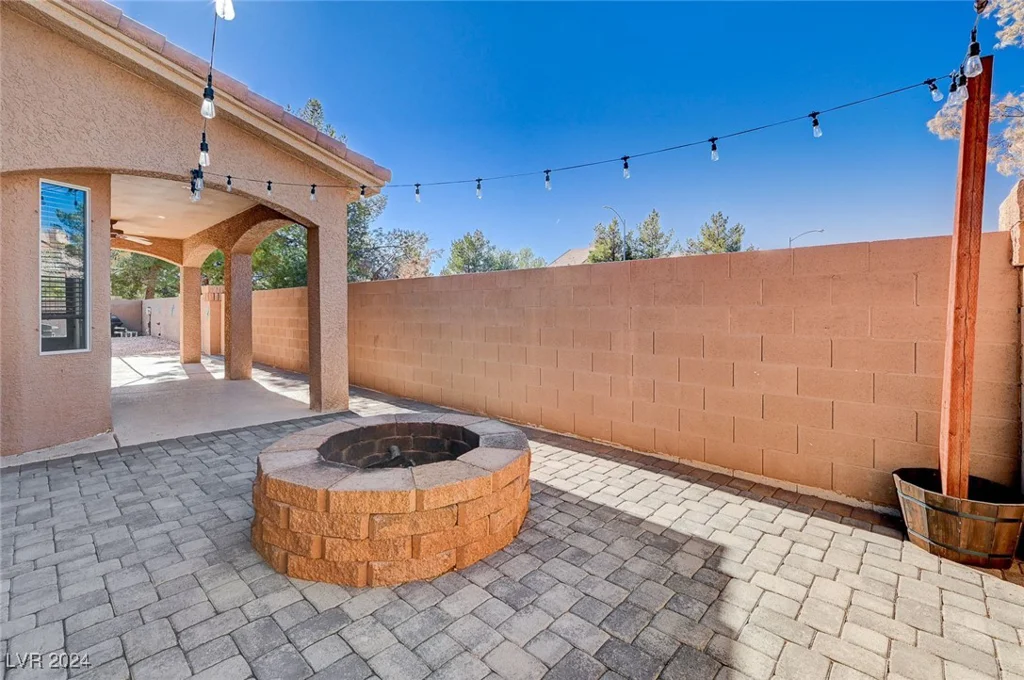 9481 Chateau St Jean, Las Vegas, NV 89123