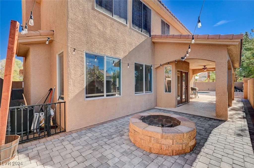 9481 Chateau St Jean, Las Vegas, NV 89123