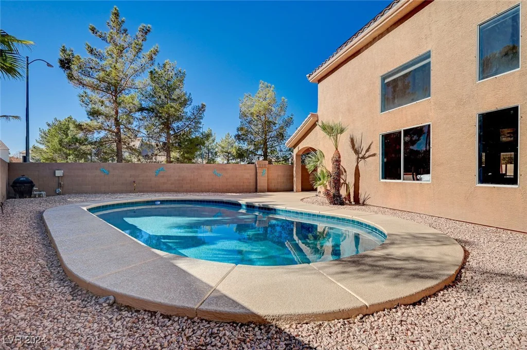 9481 Chateau St Jean, Las Vegas, NV 89123