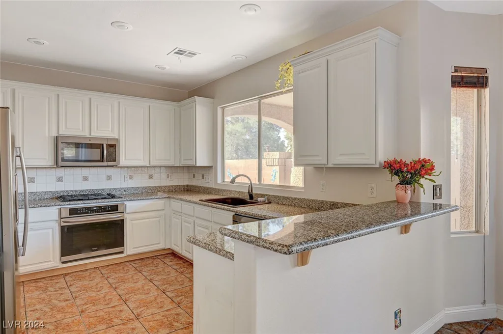 9481 Chateau St Jean, Las Vegas, NV 89123