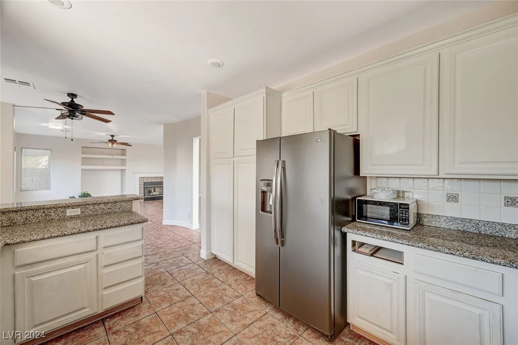 9481 Chateau St Jean, Las Vegas, NV 89123