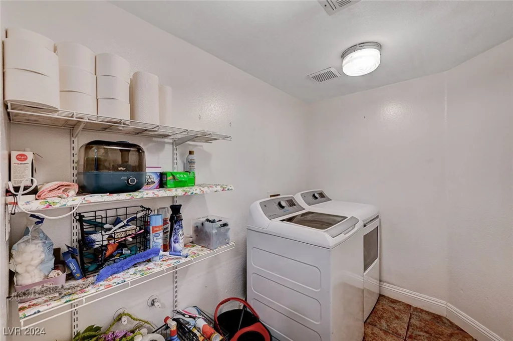 9481 Chateau St Jean, Las Vegas, NV 89123