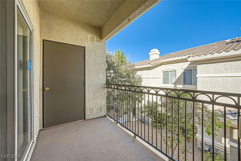 9050 Warm Springs, Las Vegas, NV 89148