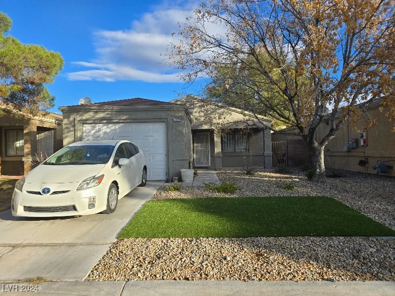 2424 Shady Hill, Las Vegas, NV 89106
