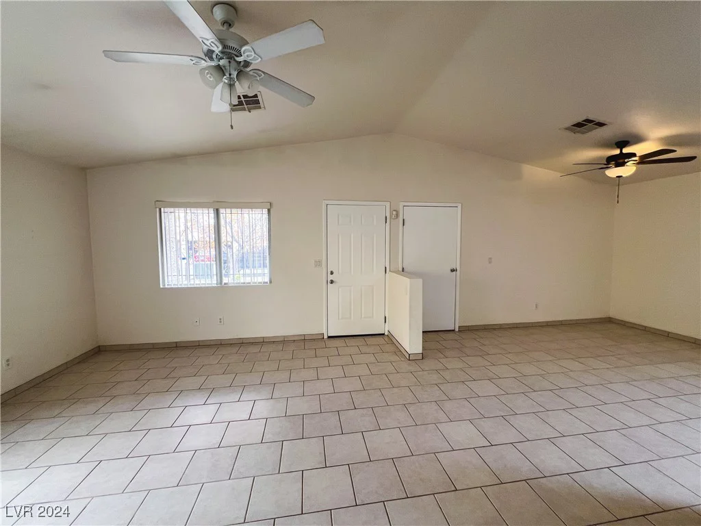 2424 Shady Hill, Las Vegas, NV 89106