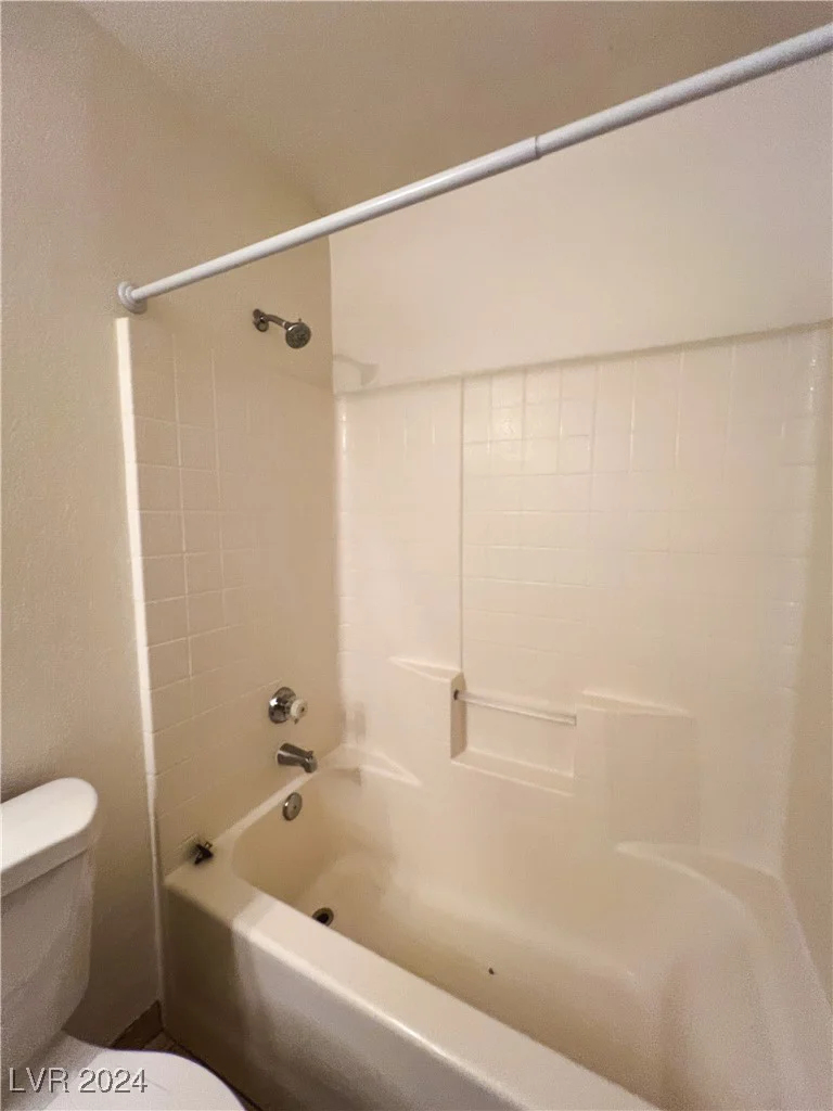 2424 Shady Hill, Las Vegas, NV 89106
