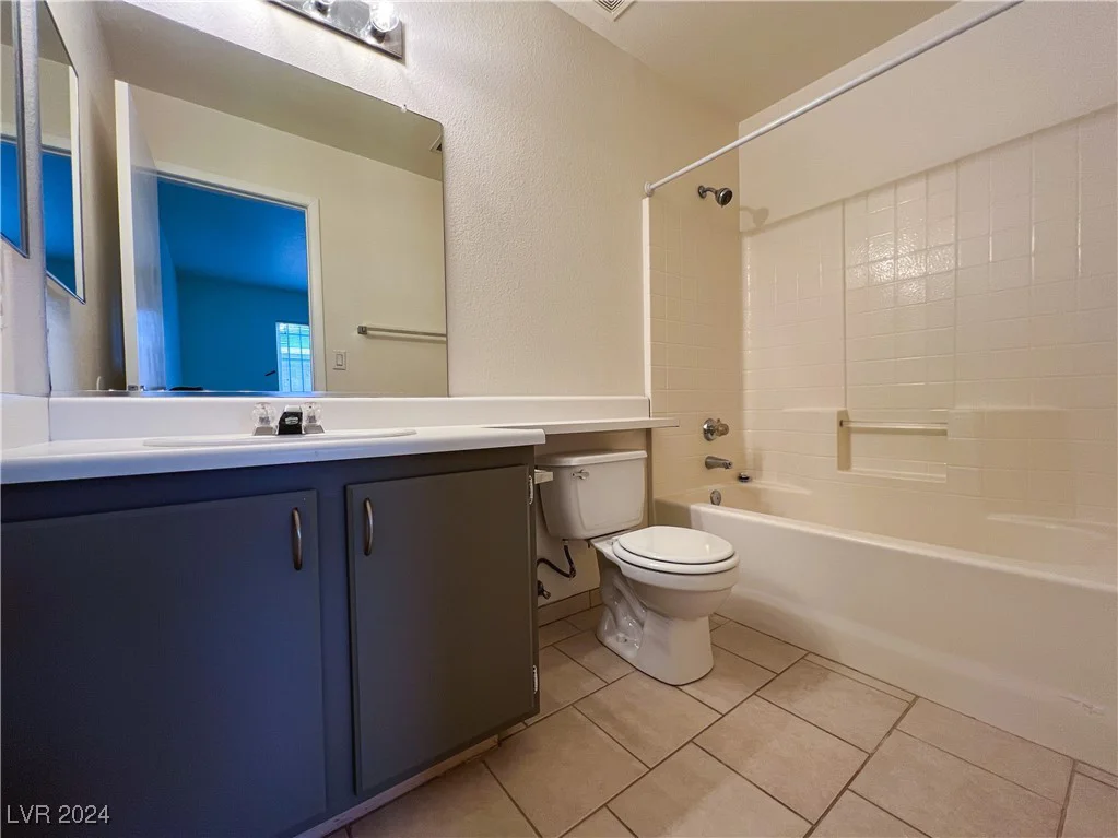 2424 Shady Hill, Las Vegas, NV 89106