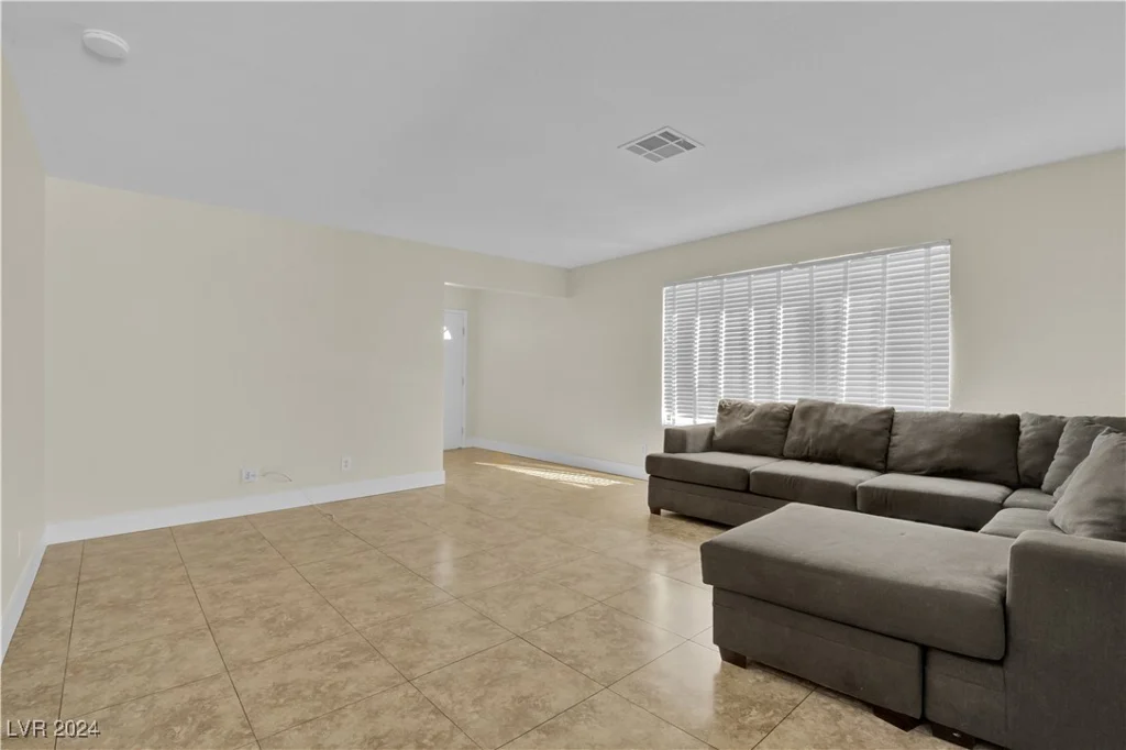 5849 Killala, Las Vegas, NV 89110
