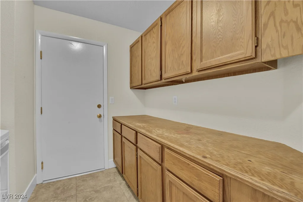 5849 Killala, Las Vegas, NV 89110