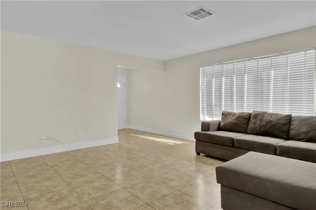 5849 Killala, Las Vegas, NV 89110
