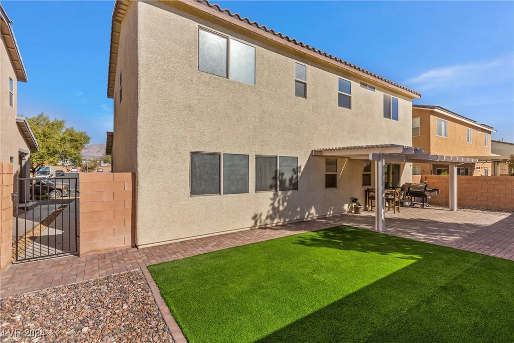 1205 Sandstone View, North Las Vegas, NV 89084