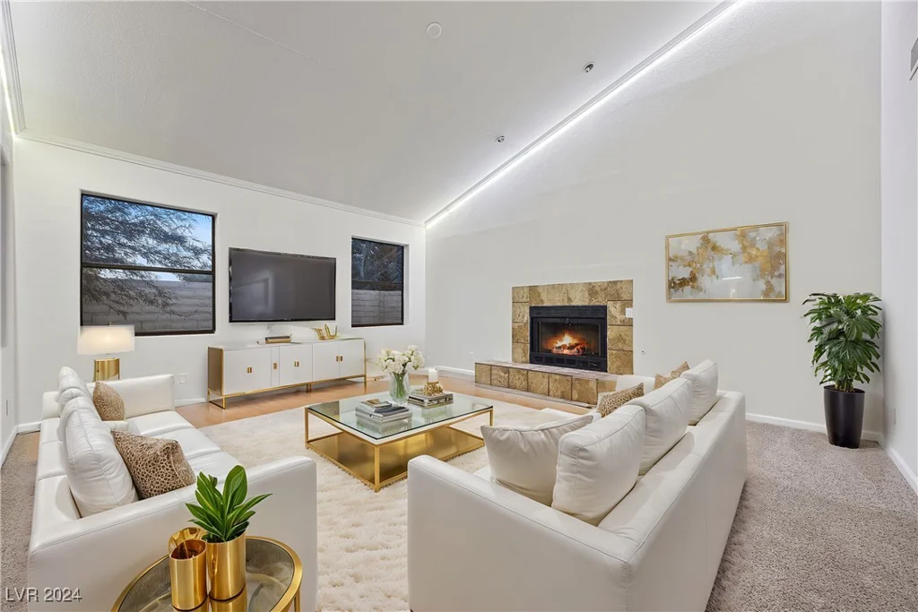 3742 McLeod, Las Vegas, NV 89121