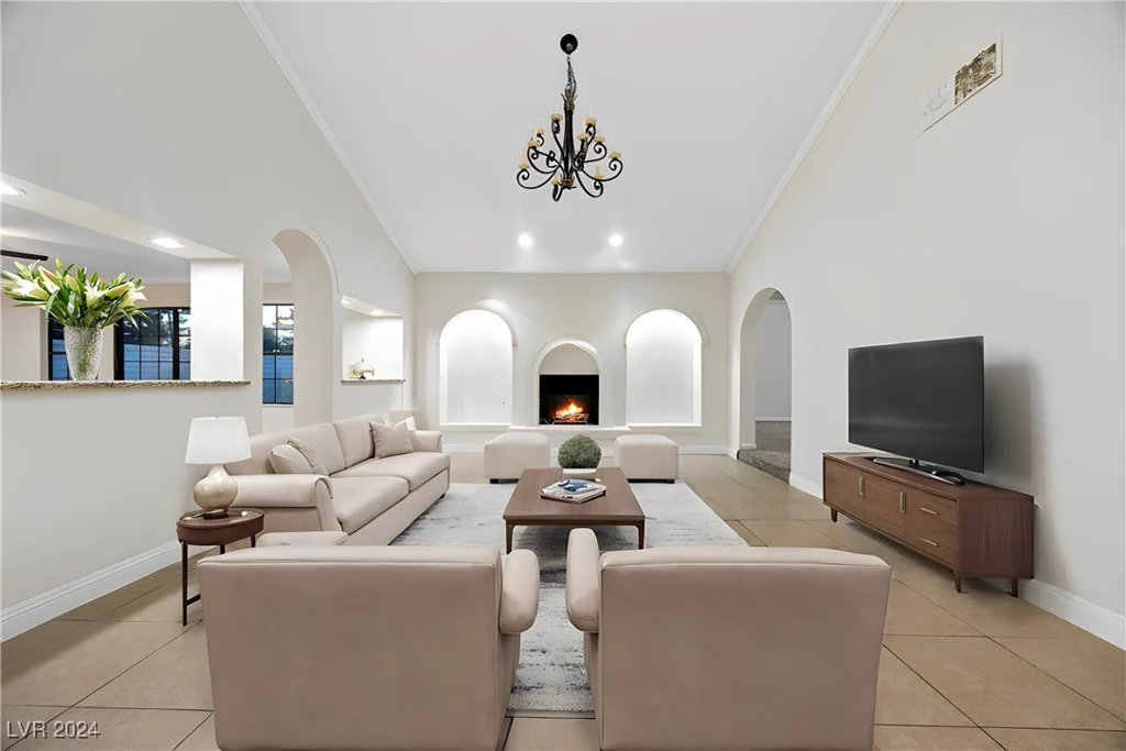 3742 McLeod, Las Vegas, NV 89121