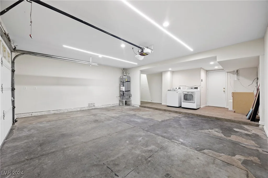 3742 McLeod, Las Vegas, NV 89121