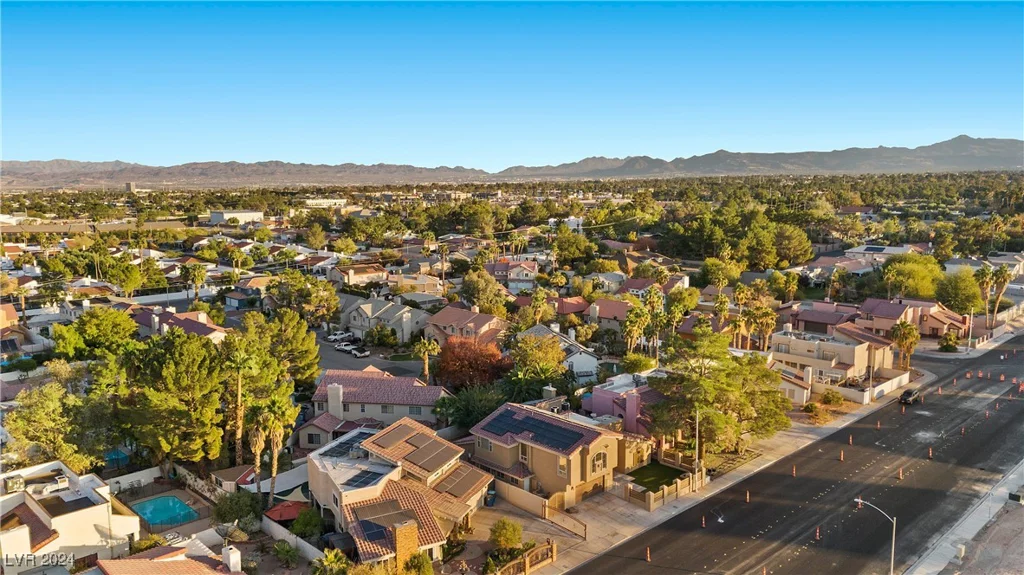 3742 McLeod, Las Vegas, NV 89121