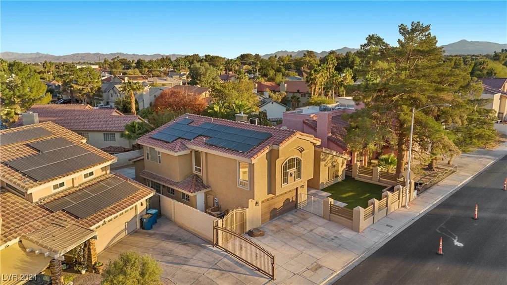 3742 McLeod, Las Vegas, NV 89121