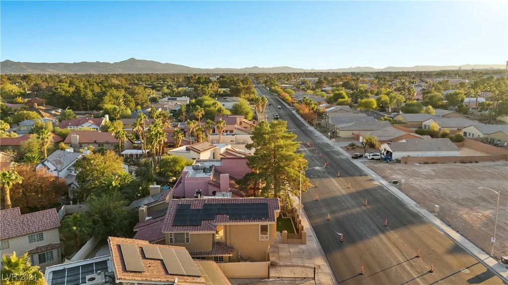 3742 McLeod, Las Vegas, NV 89121